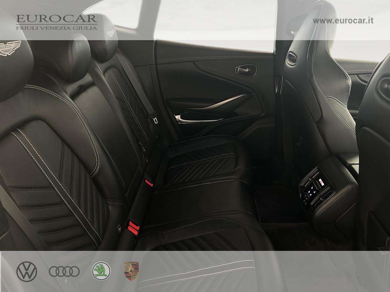 Aston martin dbx 707 4.0 auto