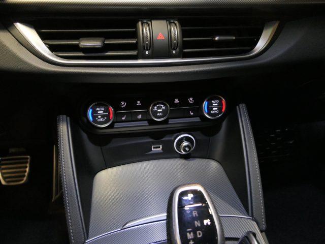 ALFA ROMEO Stelvio 2.0 Turbo 280 CV AT8 Q4 Veloce
