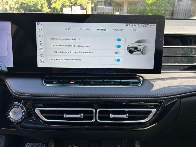 MG HS 1.5T-GDI AT Luxury
