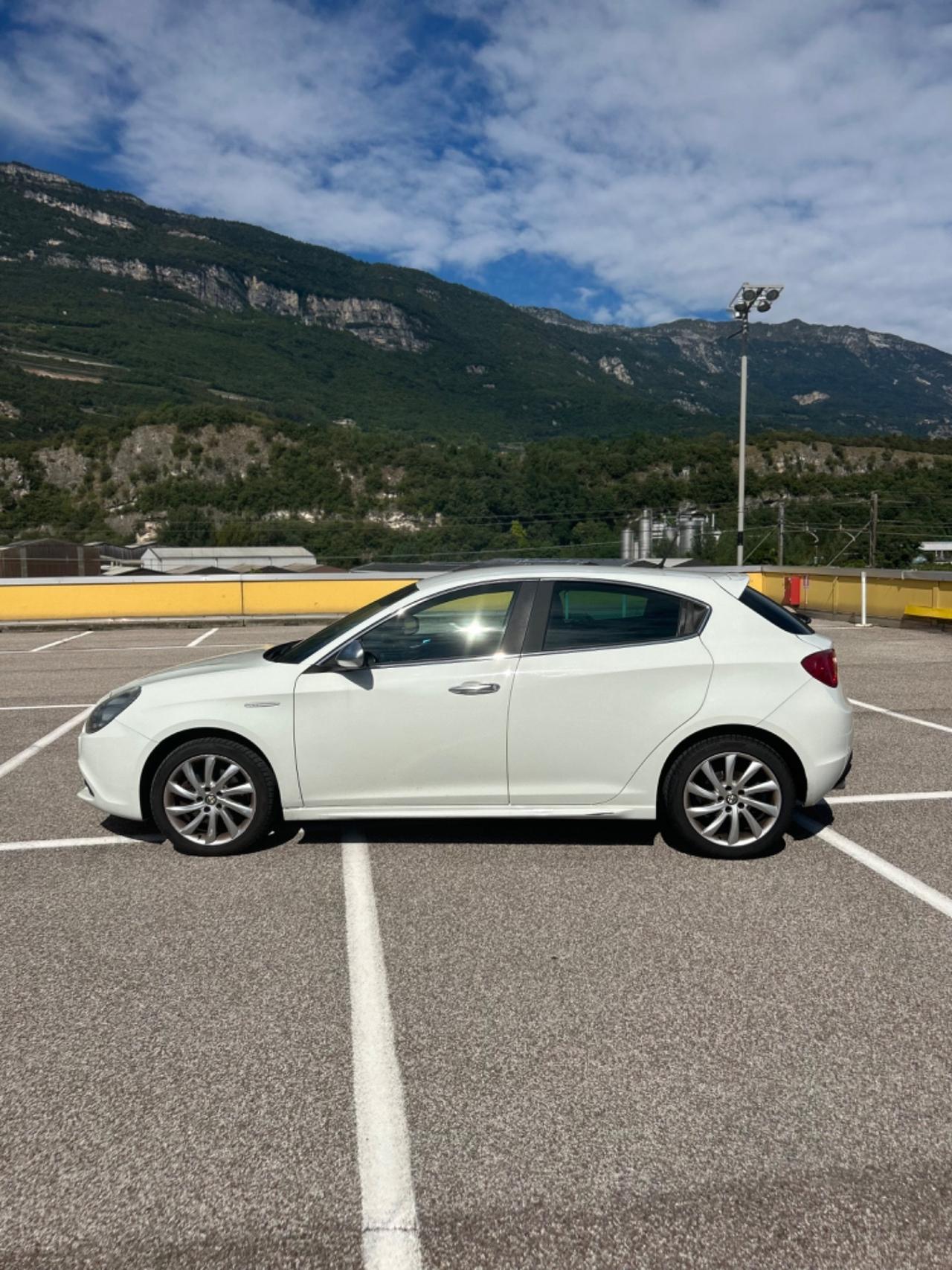 Alfa Romeo Giulietta 2.0 JTDm-2 170 CV Distinctive