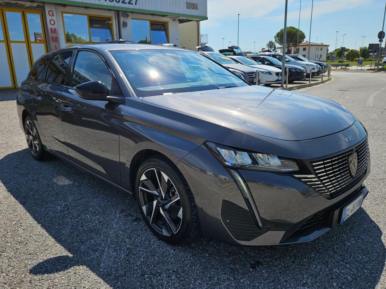 Peugeot 308 BlueHDi 130 S&S EAT8 SW Allure