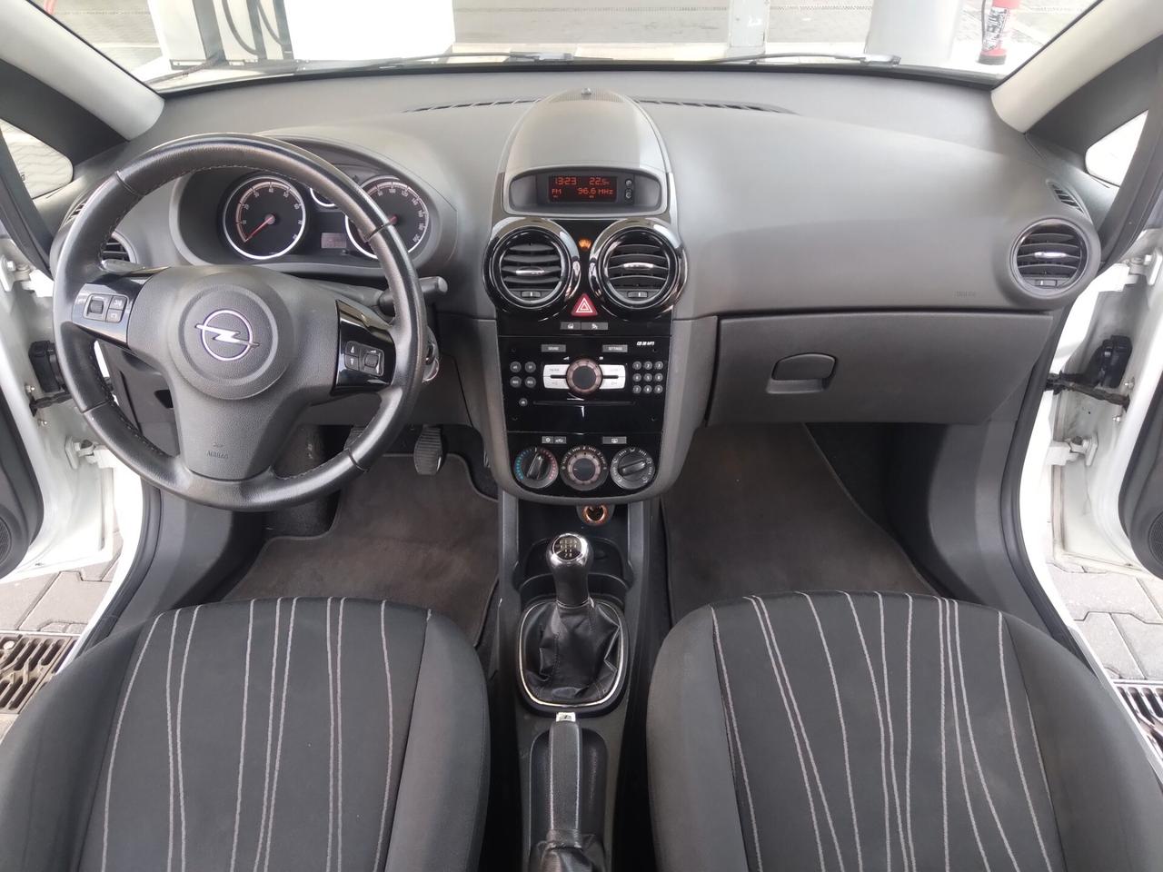 Opel Corsa 1.2 80CV 3 porte GPL-TECH Club x neopatentati