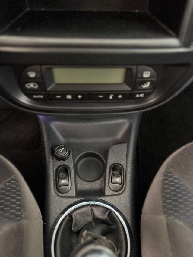 CITROEN C3 1.1 airdream Exclusive Style Techno