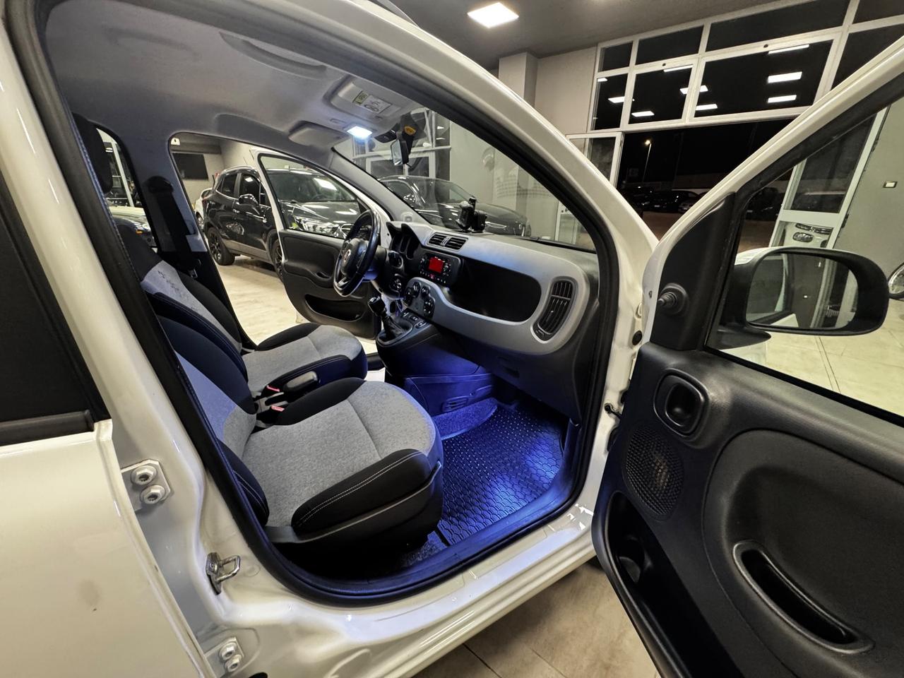FIAT PANDA 900 T AIR NATURAL POWER LOUNGE
