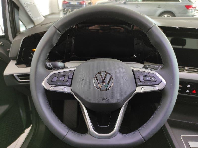 VOLKSWAGEN Golf 8ª serie - Golf Variant 1.0 eTSI EVO DSG Life