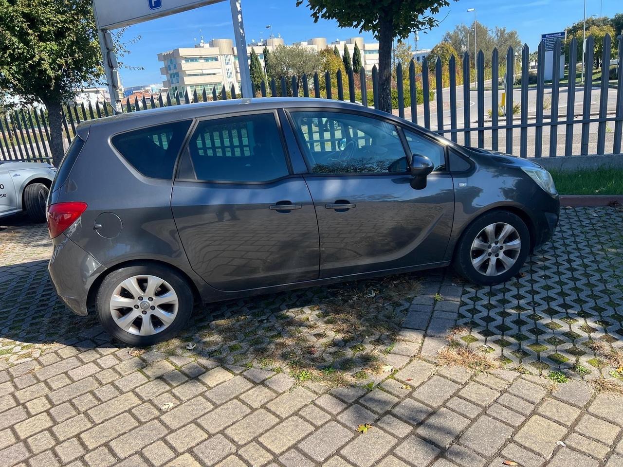 Opel Meriva 1.3 CDTI 95CV ecoFLEX Cosmo