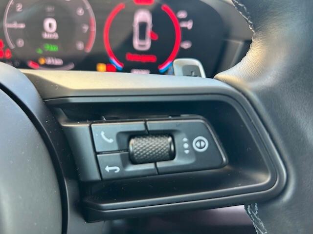 Porsche Cayenne Coupé 3.0 V6 E-Hybrid SUBENTRO LEASING