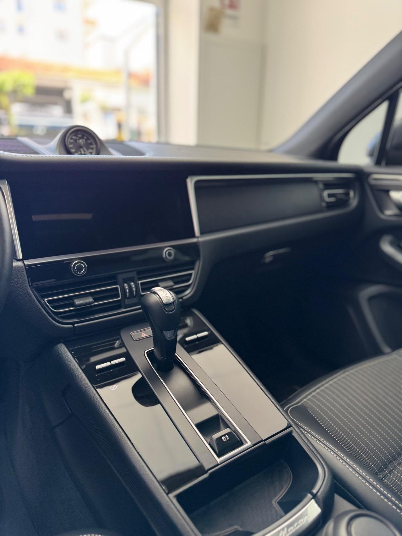 Porsche Macan 2.0 T