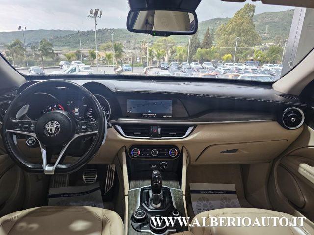 ALFA ROMEO Stelvio 2.2 Turbodiesel 210 CV AT8 Q4 Executive + TETTO