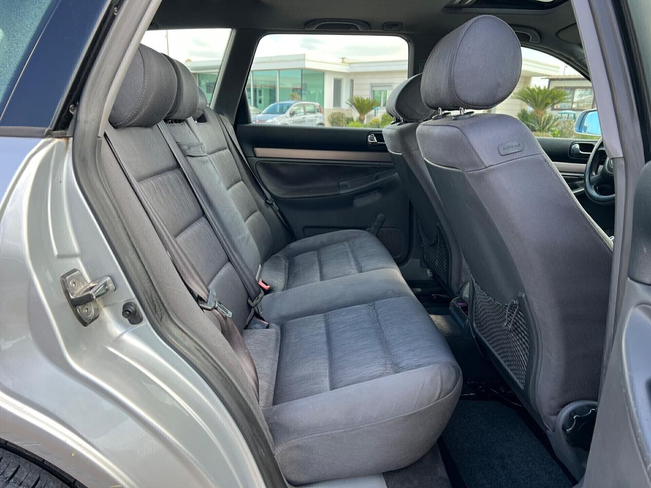 Audi A4 1.9 TDI 110cv Avant Advance - 2000
