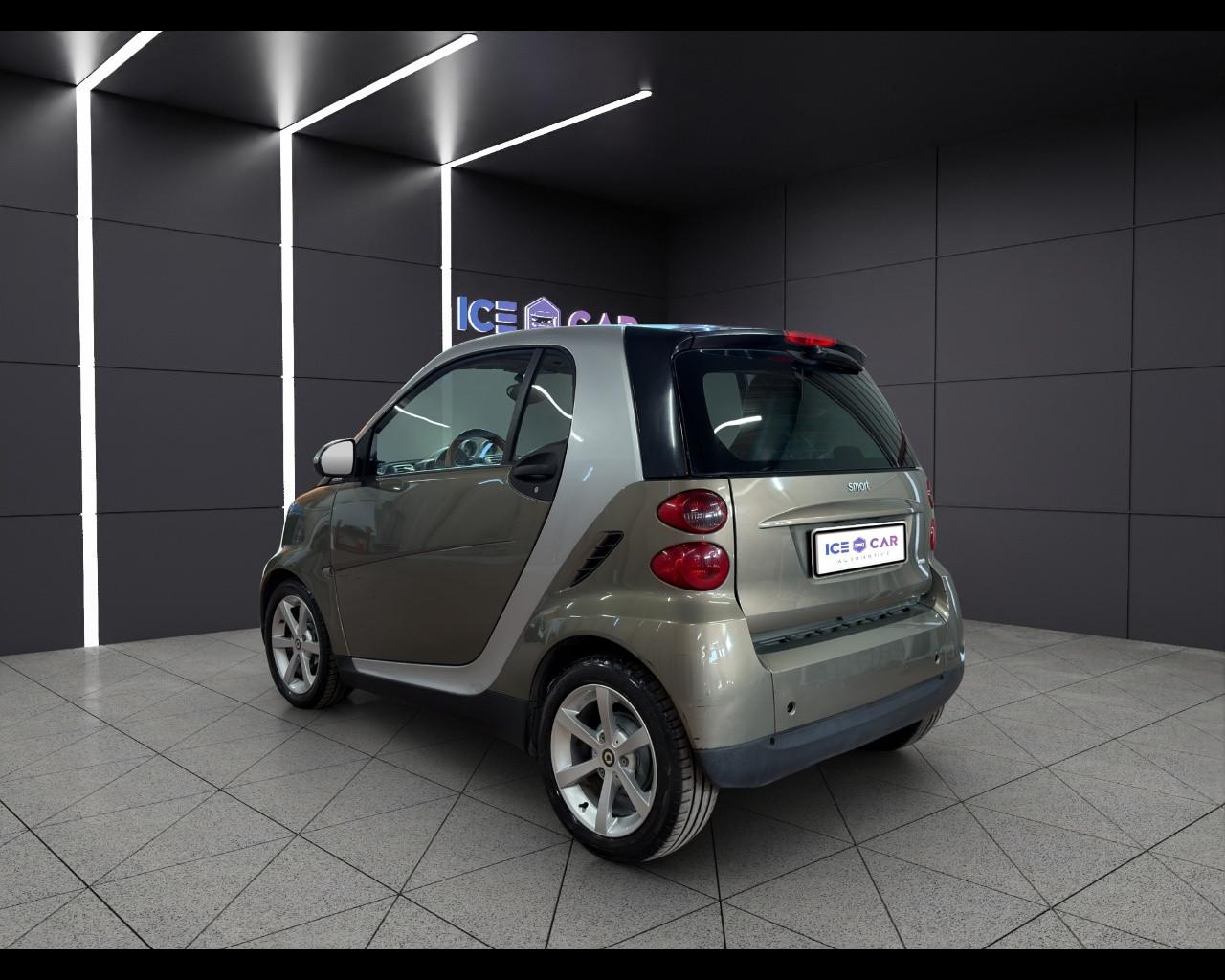 SMART fortwo 2ª serie - fortwo 1000 52 kW coupé limited one