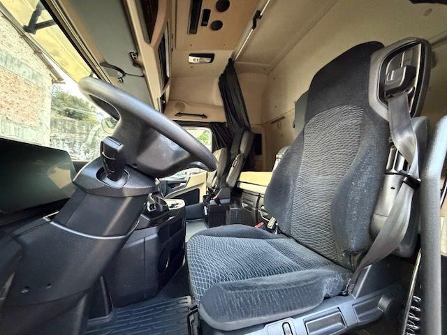 MERCEDES-BENZ ACTRO 1848