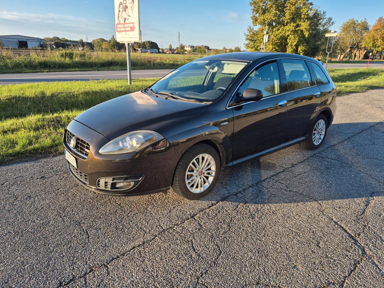 Fiat Croma 1.9 Multijet 16V Must