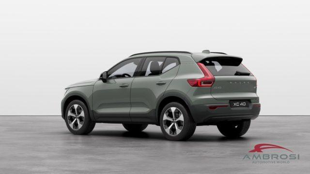 VOLVO XC40 B3 Mild hybrid Benzina Plus Dark