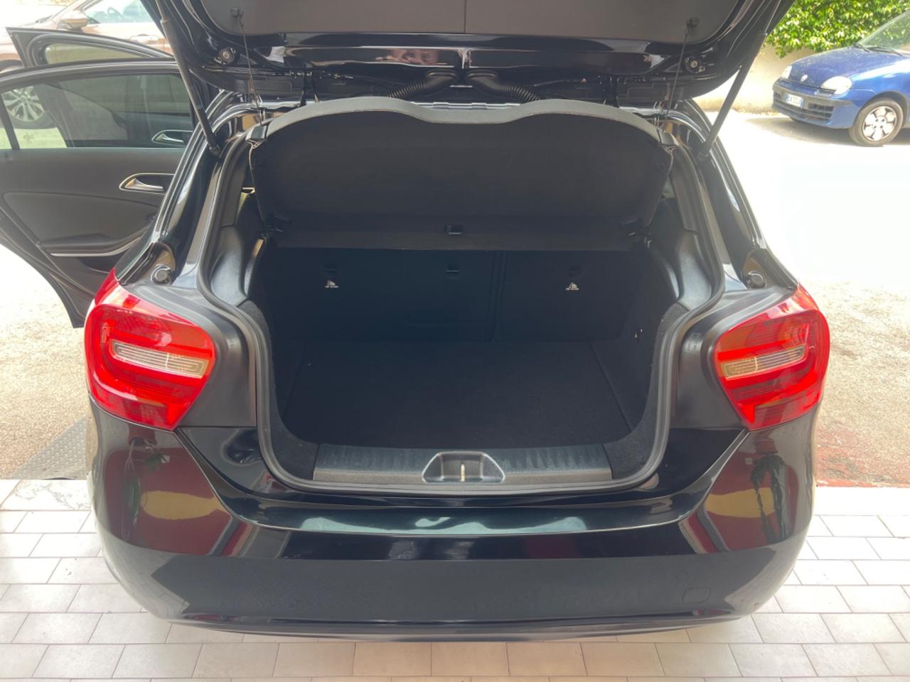 Mercedes-benz A 180 A 180 CDI Automatic Dark Night Edition