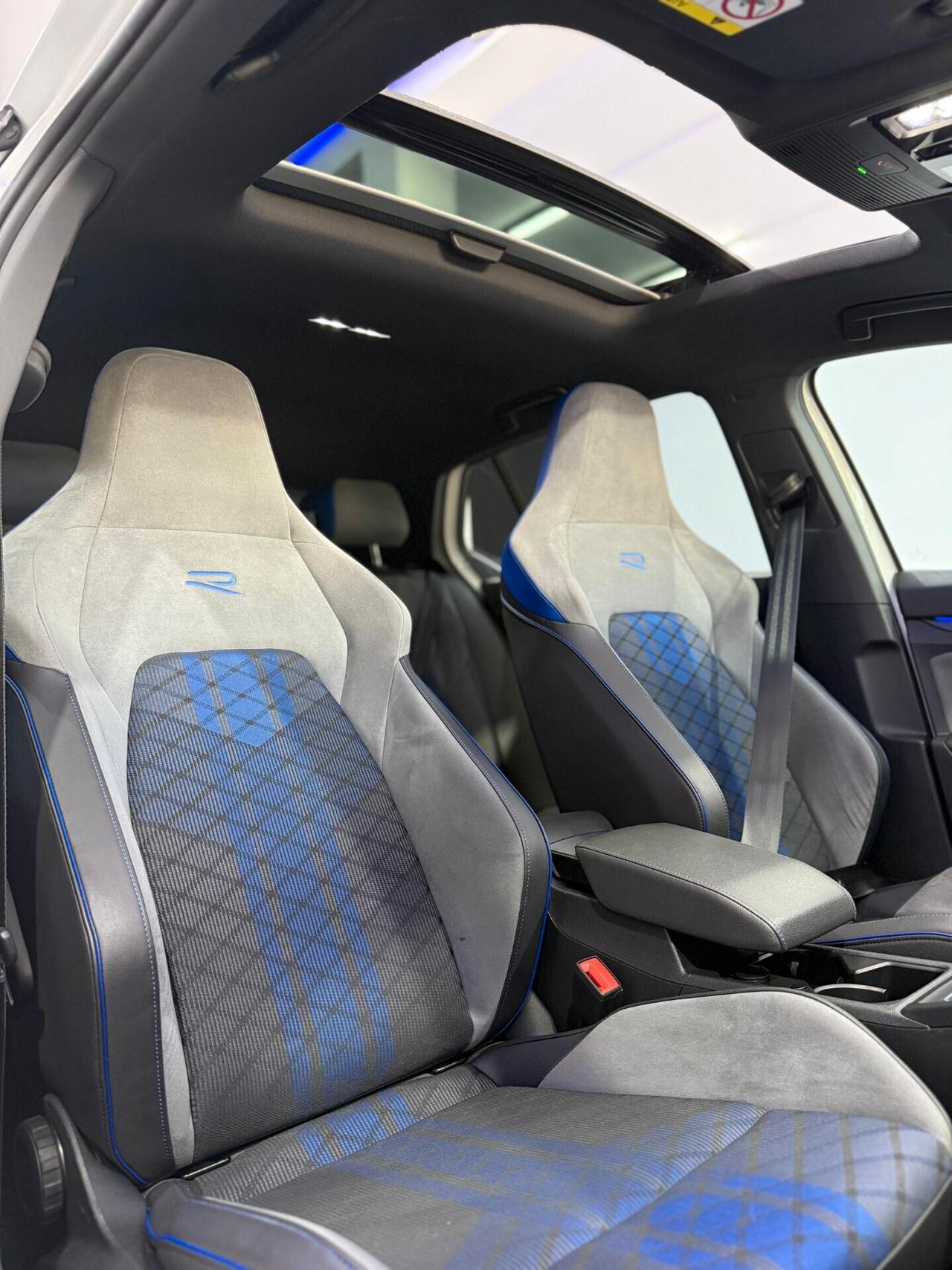 Volkswagen Golf 2.0 TSI R DSG 4Motion