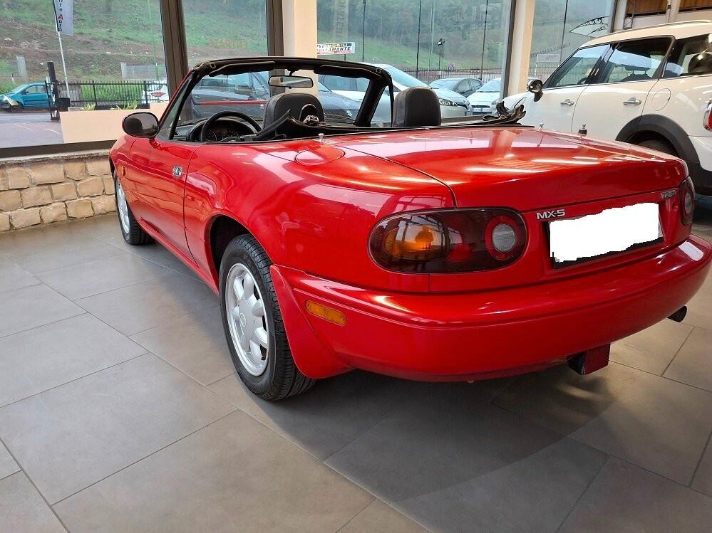 Mazda MX-5 1.6i 16V cat