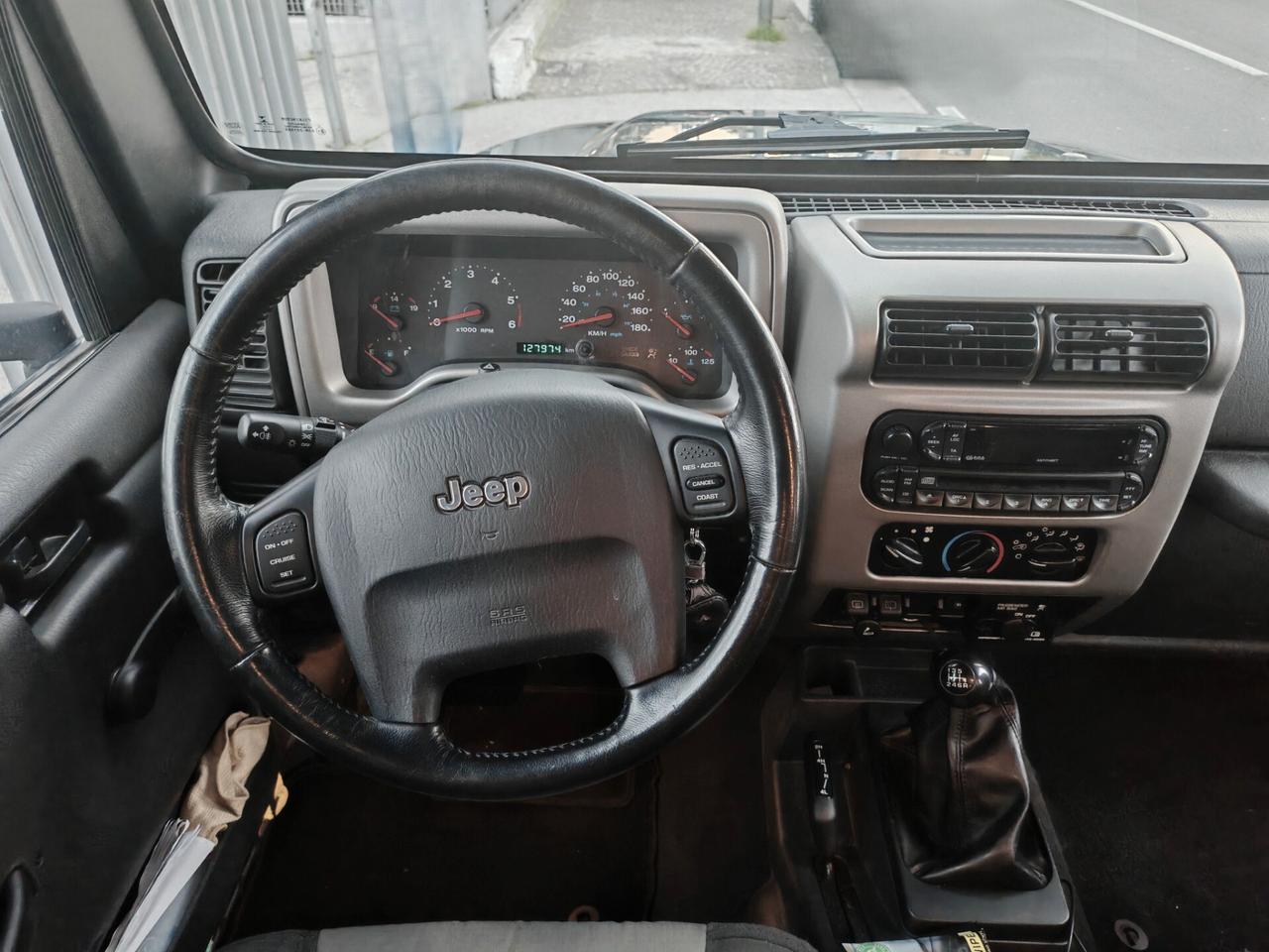 Jeep Wrangler 4.0 cat Sahara