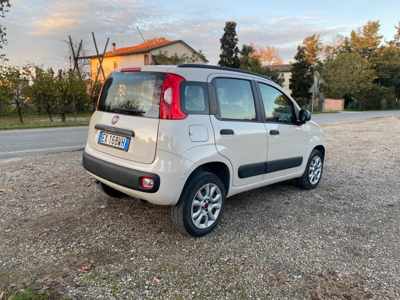 Fiat Panda 0.9 TwinAir Turbo Natural Power Lounge