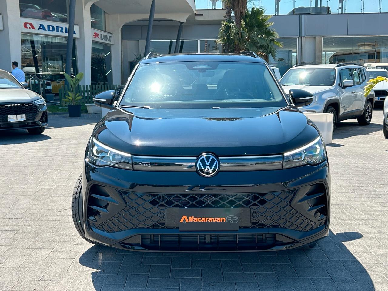 Volkswagen Tiguan 2.0 tdi R-Line 150cv dsg MY24