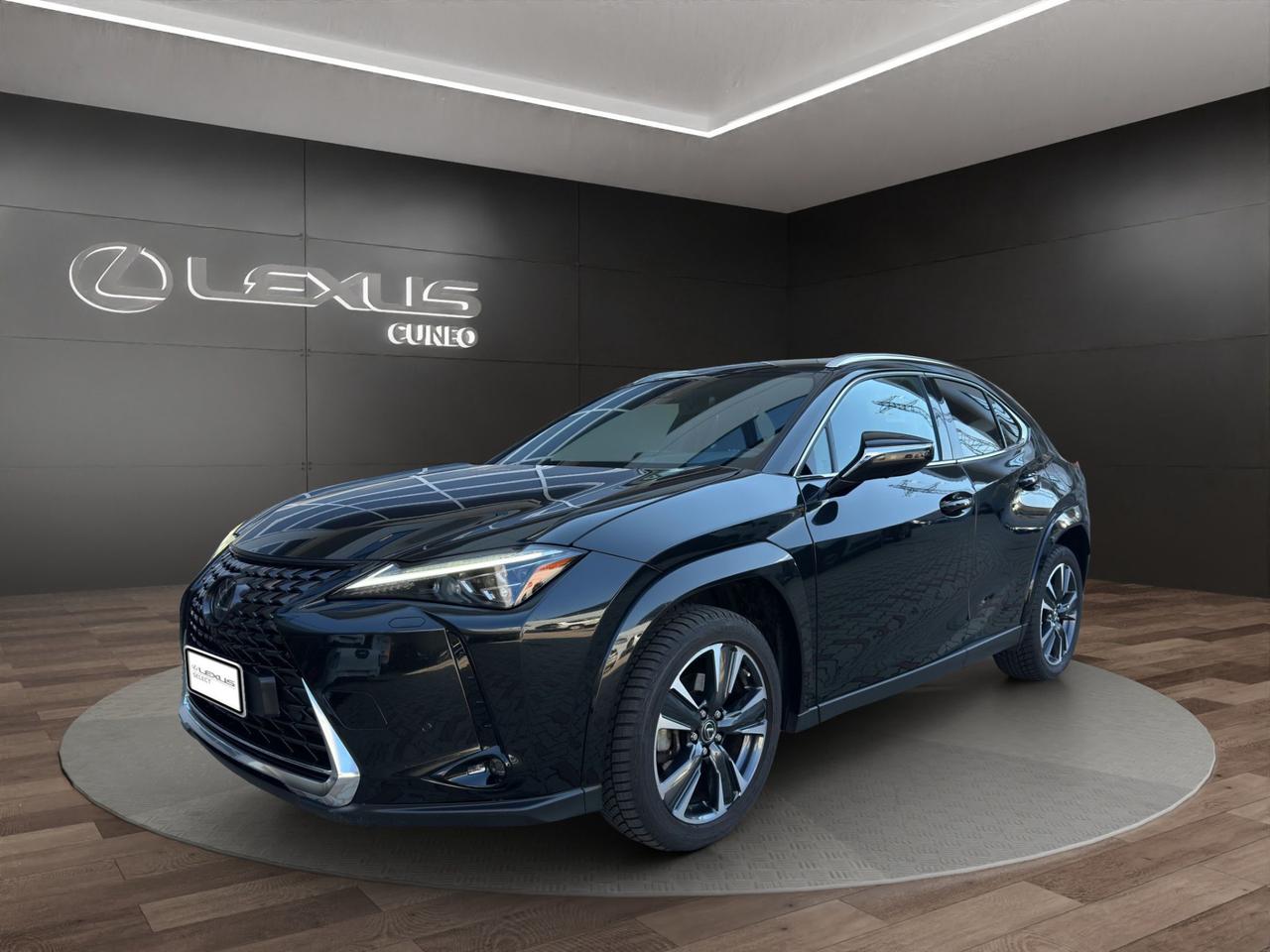 Lexus UX 250h 2.0 Luxury 4wd cvt