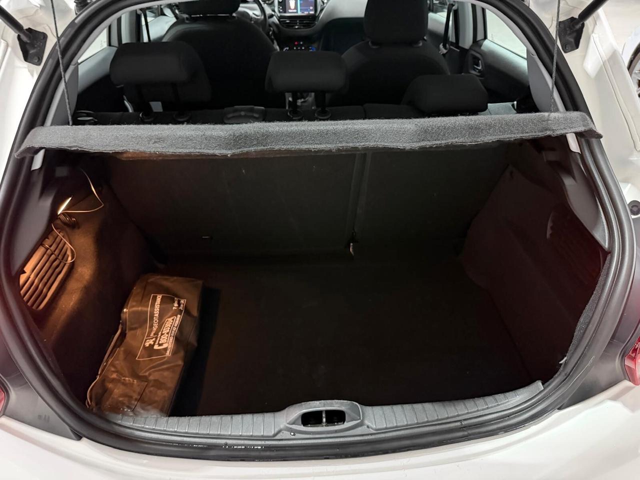 Peugeot 208 Benzina Euro 6 Neopatentati Allure