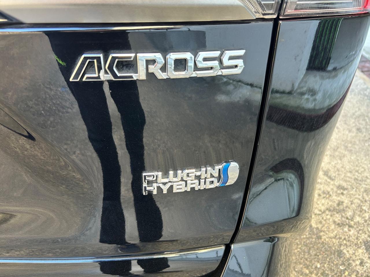 Suzuki Across 2.5 Plug-in Hybrid E-CVT 4WD Top