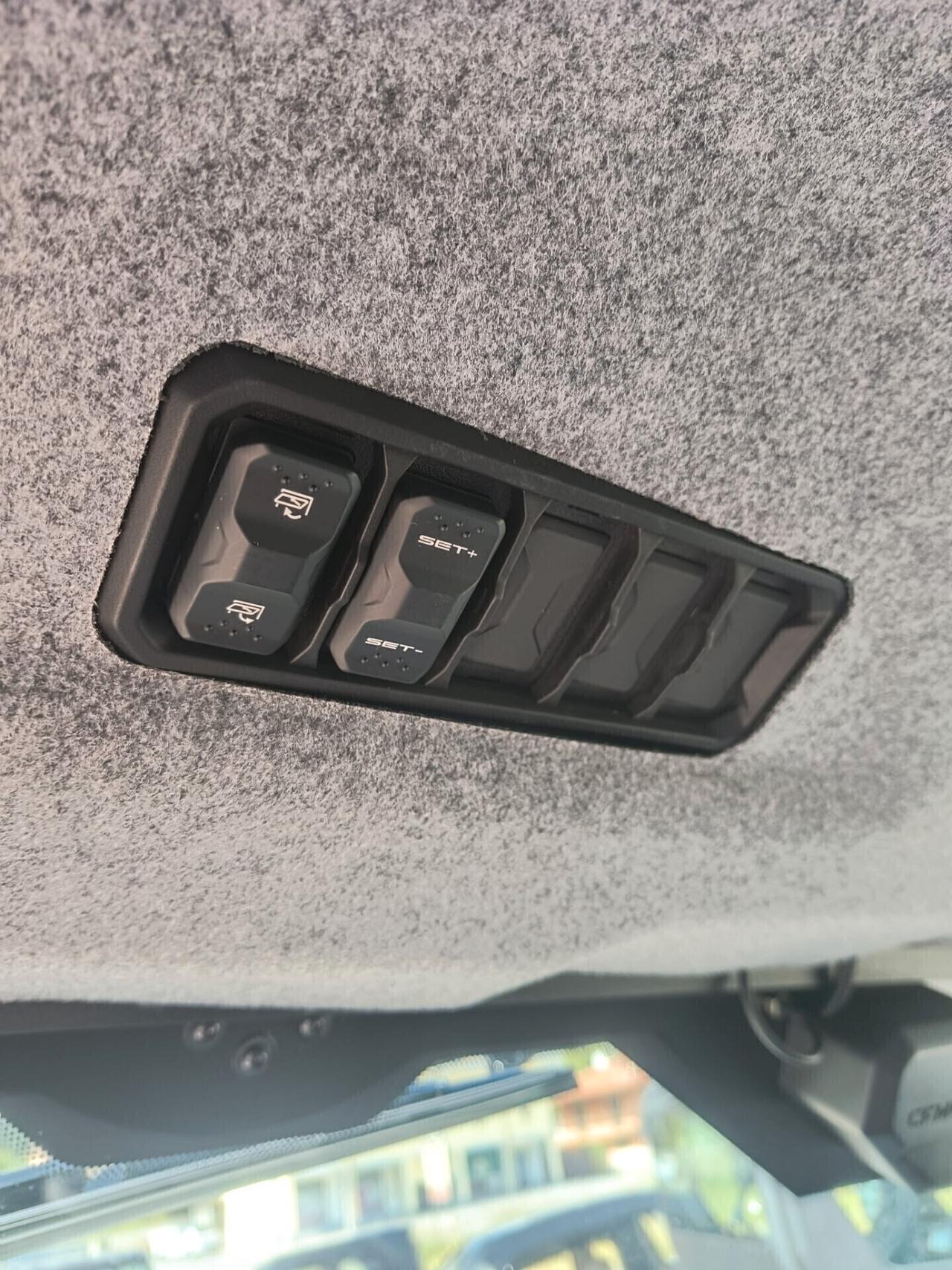 CFMOTO UFORCE 1000 PRO HIGHLAND