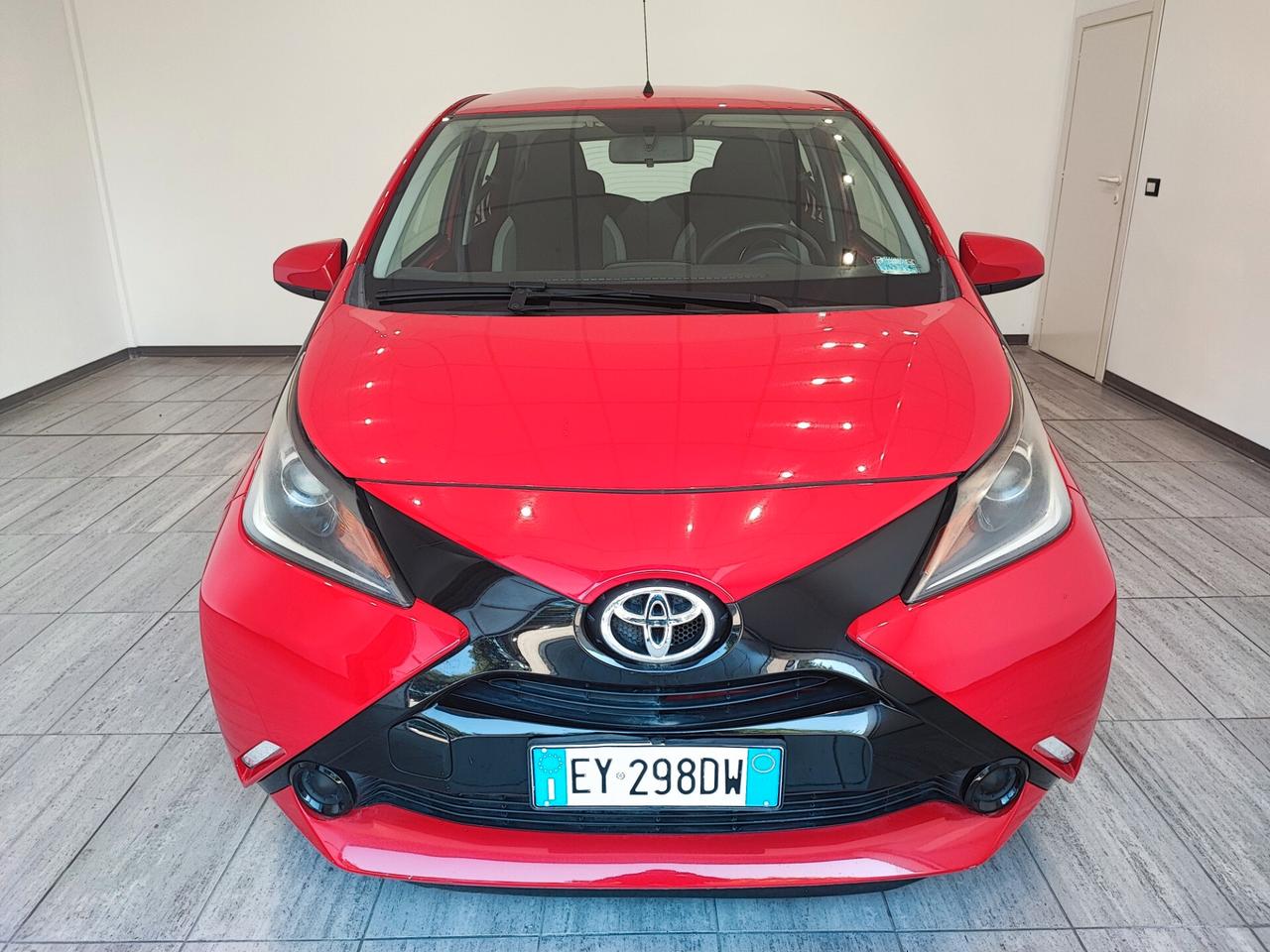 Toyota Aygo 1.0 VVT-i 5 porte x-clusiv