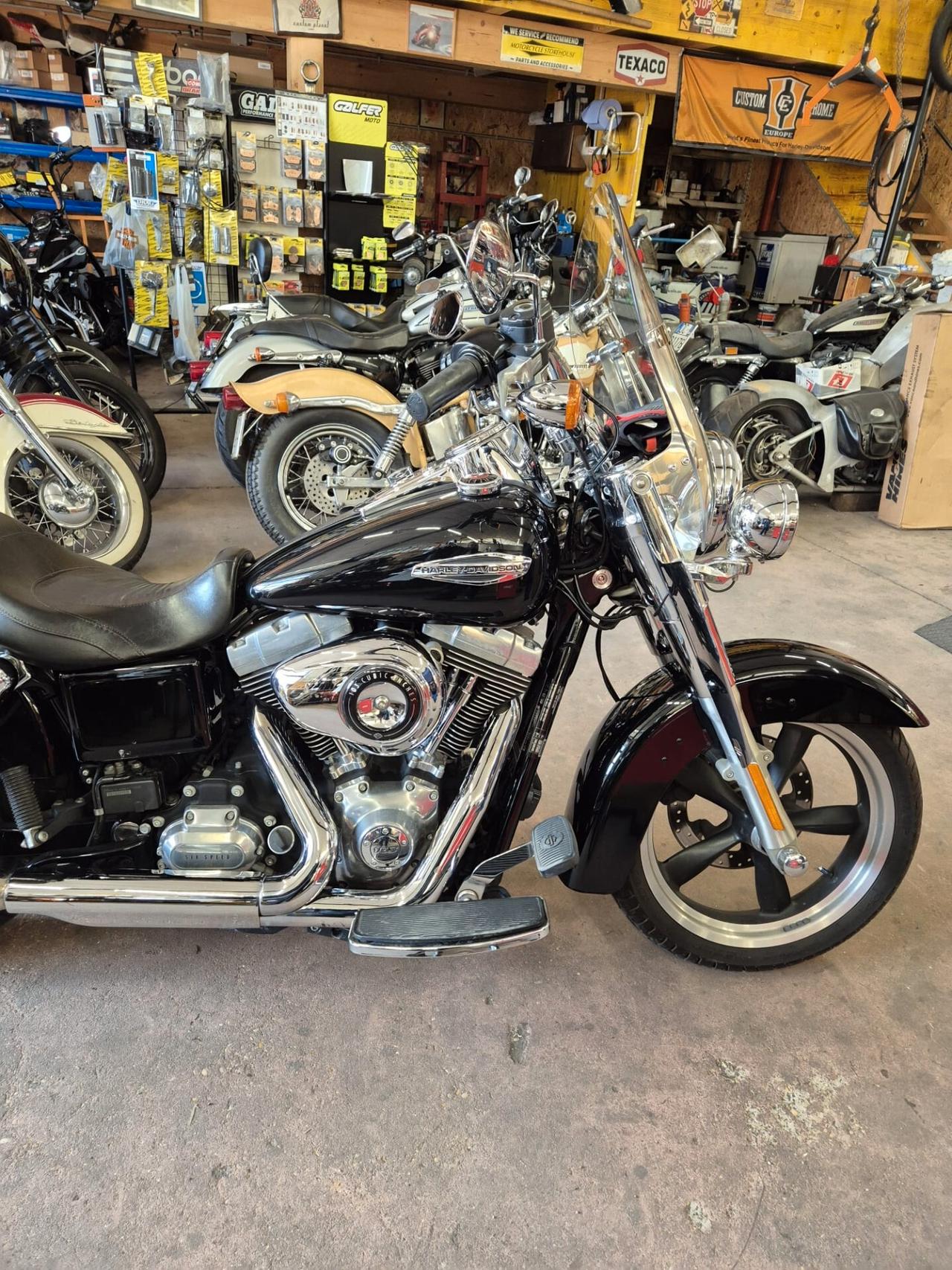 Harley-davidson Dyna Switchback