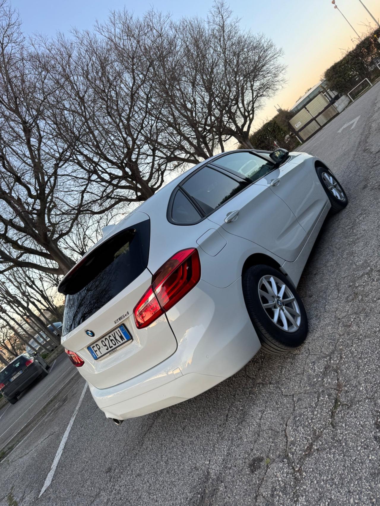 Bmw 216 220d Active Tourer Luxury aut.