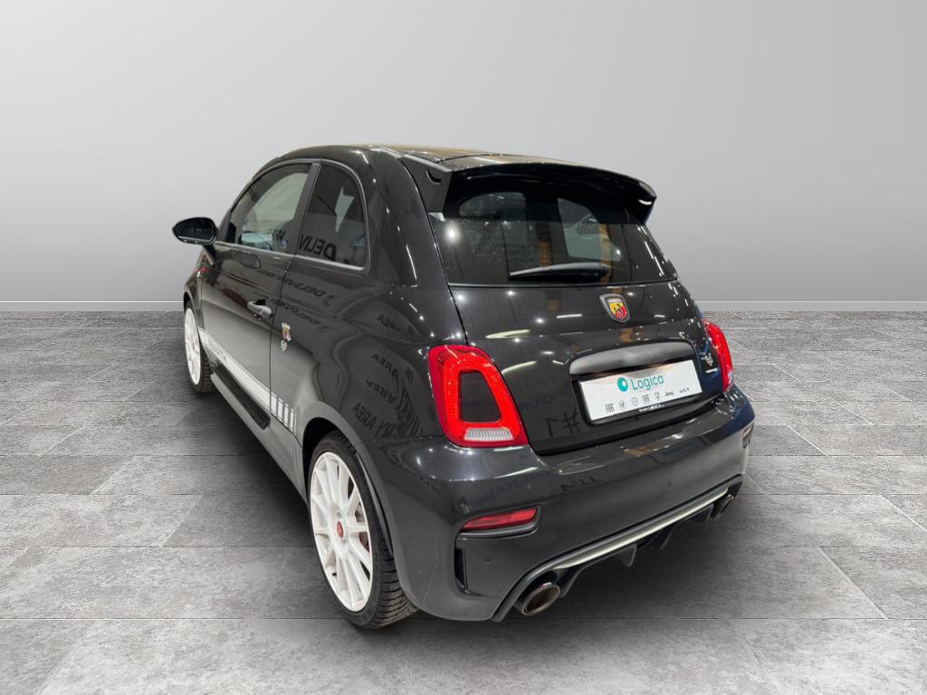 Abarth 500 - 695 1.4 t-jet 70th 180cv