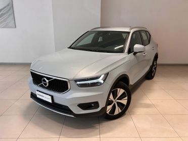 Volvo XC40 T2 Momentum Pro