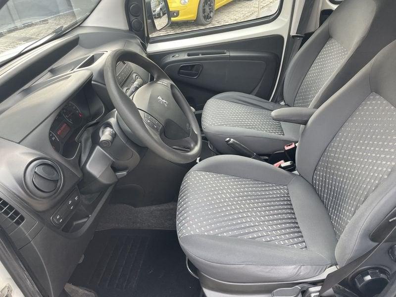 Peugeot Bipper Bipper Tepee 1.3 hdi Outdoor c/reg.vel. (s&s) 75cv AUTOCARRO