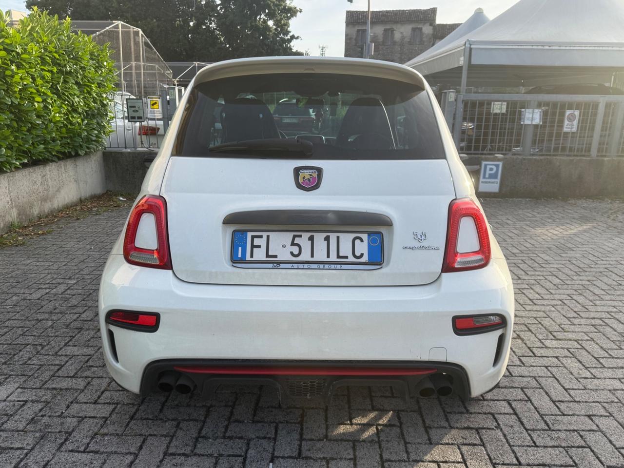 Abarth 595 1.4 Turbo T-Jet Competizione 180CV