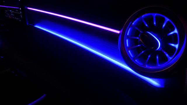 MERCEDES-BENZ A 250 Sedan e hybrid EQ Sport