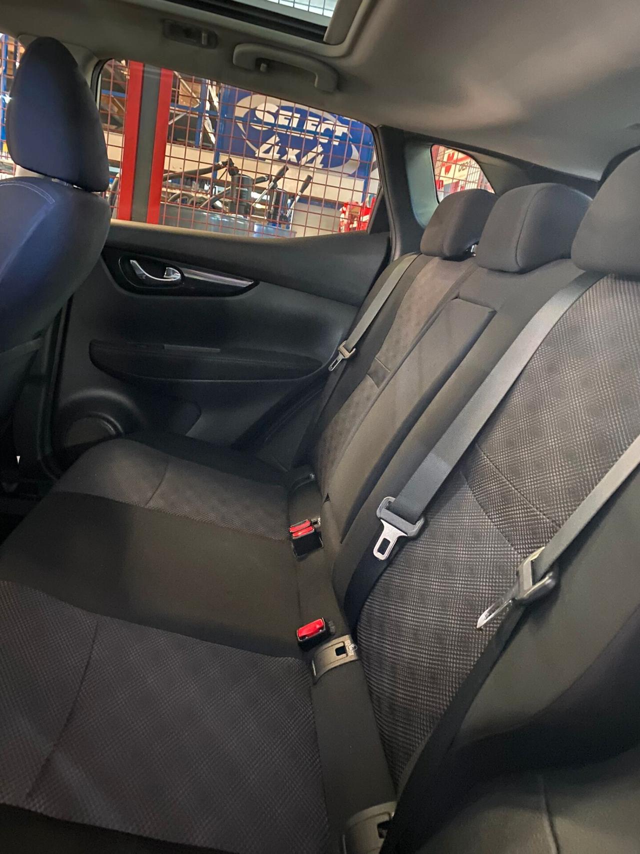 Nissan Qashqai 1.5 dCi N-Connecta