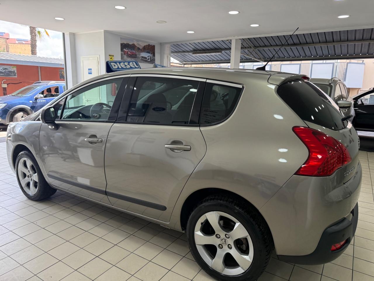 Peugeot 3008 1.6 hdi full optional 160 mila km