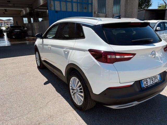 Opel Grandland X 1.6 Hybrid Plug-in aut. FWD