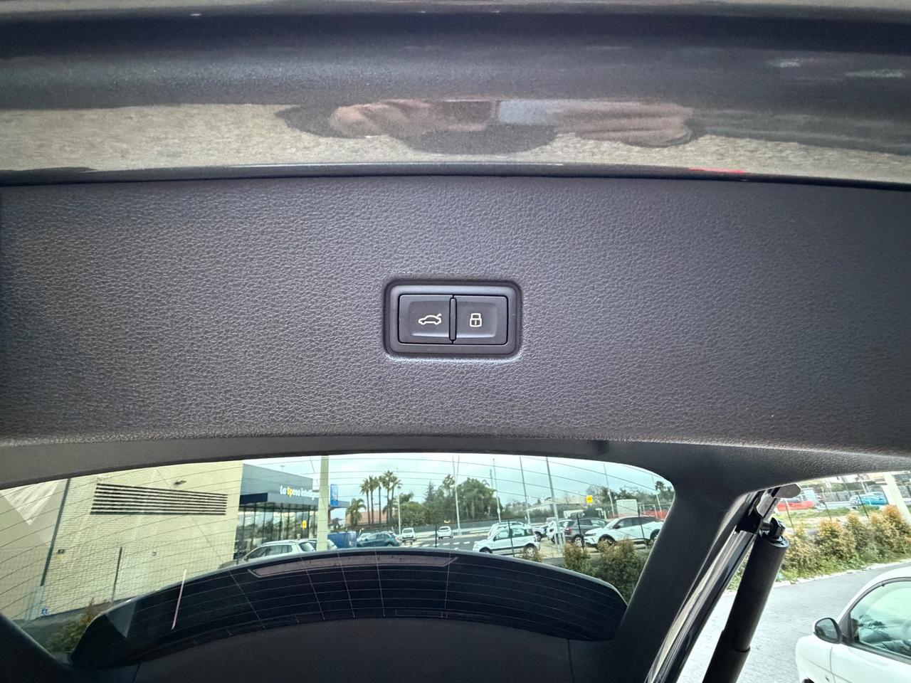 Audi Q8 SUV TDI quattro 210 kW tiptronic S line edition TETTO