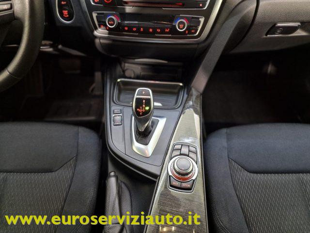 BMW 328 i Luxury