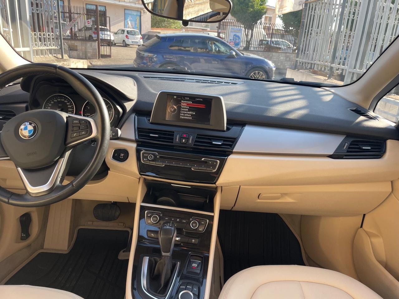 Bmw 2er Active Tourer 218d Luxury