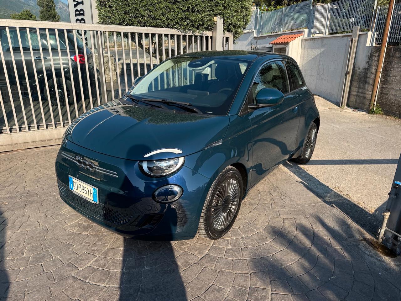 Fiat 500 500e Berlina 42 kWh Icon