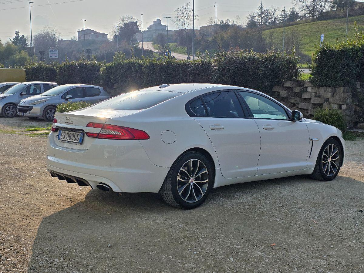 JAGUAR XF 2.2 DIESEL 190CV GARANZIA 12 MESI