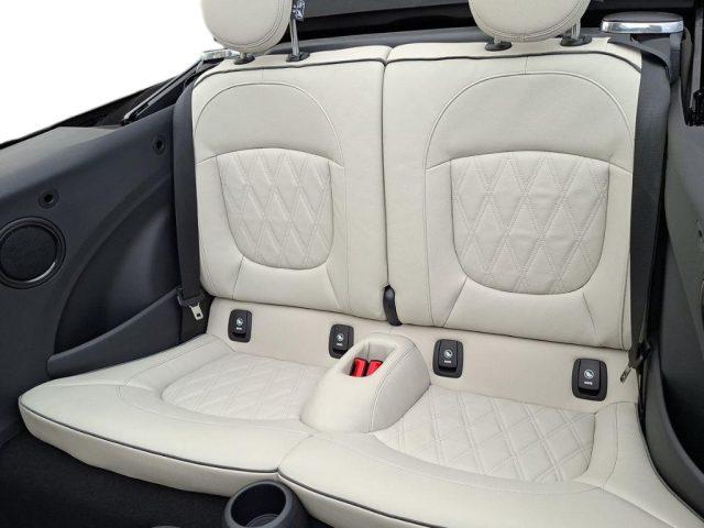 MINI Mini 2.0 Cooper S JCW Cabrio Aut.