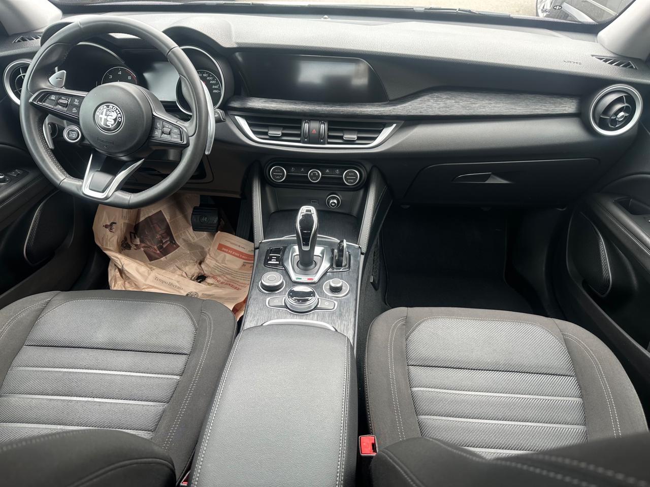 Alfa Romeo Stelvio 2.2 Turbodiesel 160 CV AT8 RWD