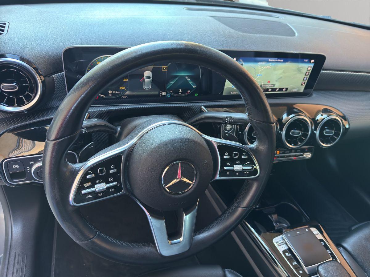 MERCEDES - Classe A - A 200 d 150CV Automatic Premium