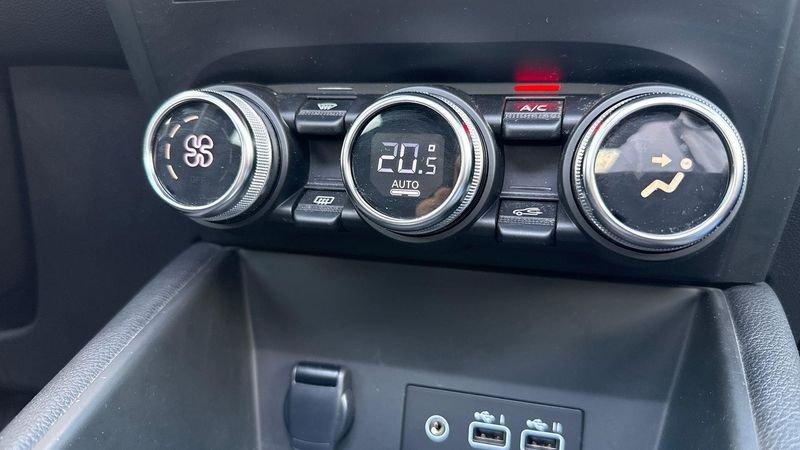 Renault Captur II 2019 1.6 E-TECH Plug-in Hybrid 160cv Rive Gauche
