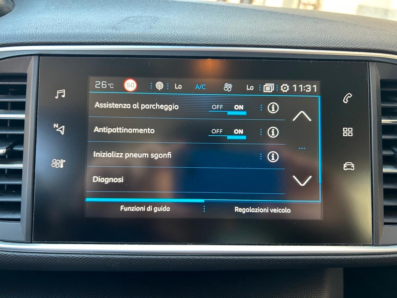 Peugeot 308 BlueHDi 100 S&S Business