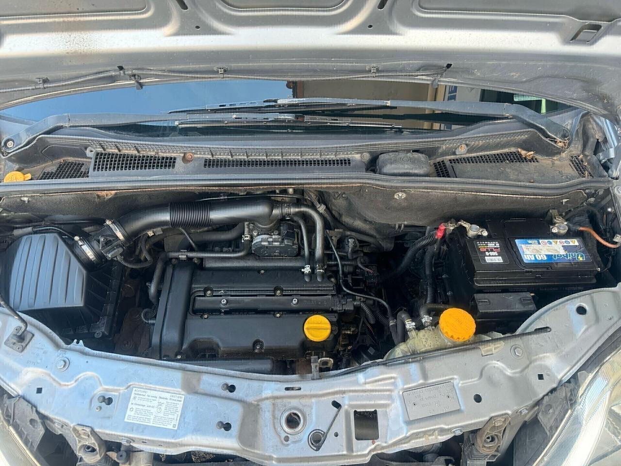 Opel Meriva 1.4 benzina Full Optional